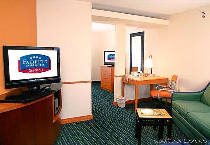 Fairfield By Marriott Chesapeake Hotel Habitación foto